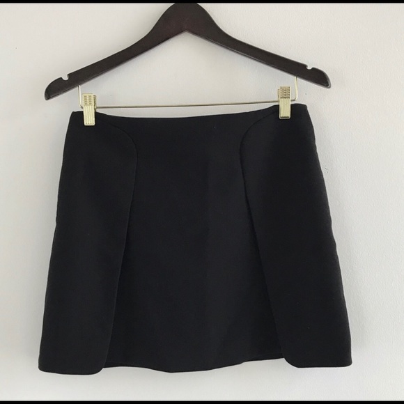 NWT Banana Republic Black Mini Skirt - Sz 6 - Picture 3 of 8